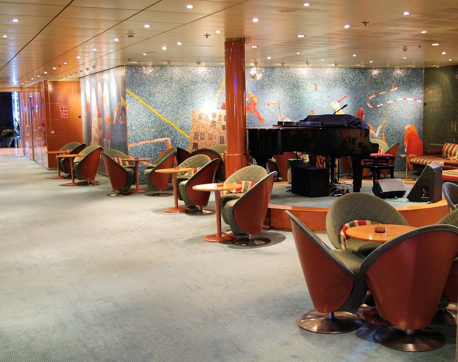 cruise-ship-interior-712257_960_720.jpg