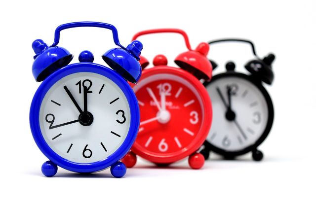 the-eleventh-hour-3101625_1280.jpg