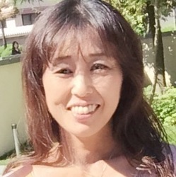 山本　治美