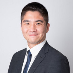 岡本年弘