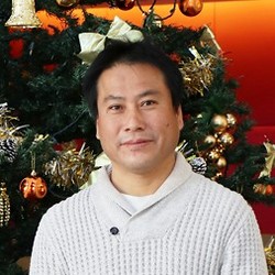 内堀　剛吏