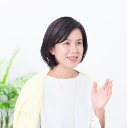 石田悠希子