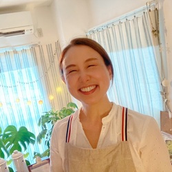 平井 美佳