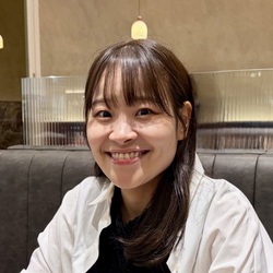 古野 さゆり